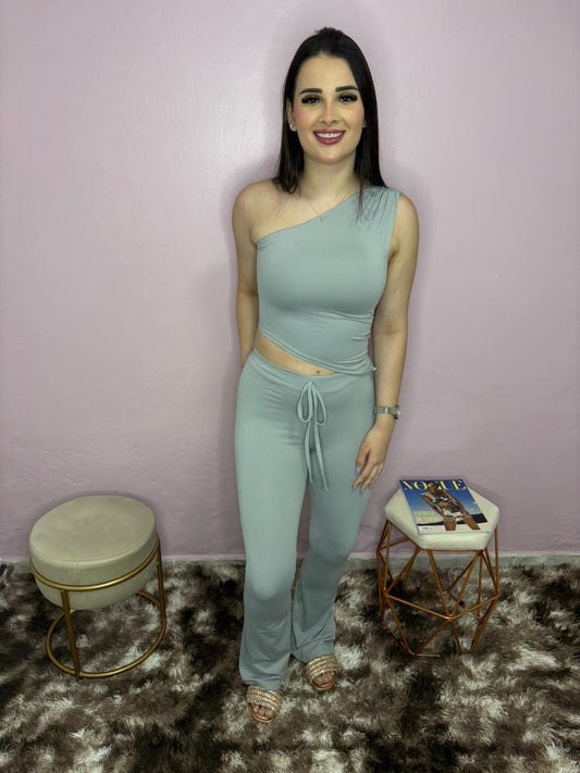 Conjunto Adriana