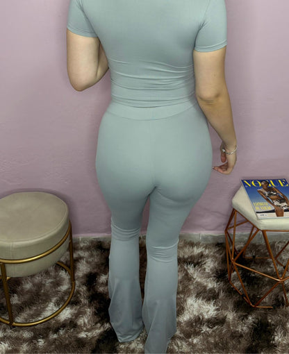 Calça Flare